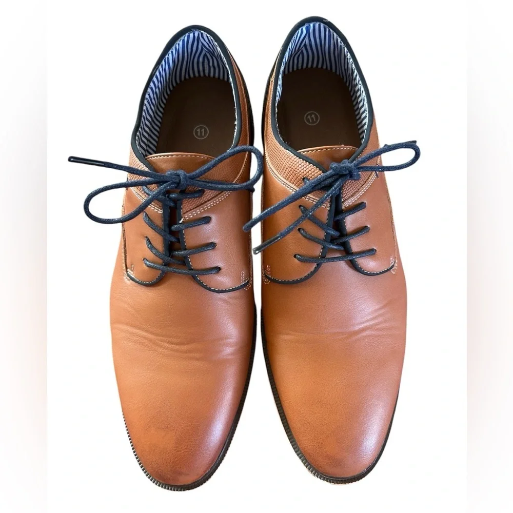 Men’s brown/navy lace up oxford dress shoes, white soles, navy laces, size 11